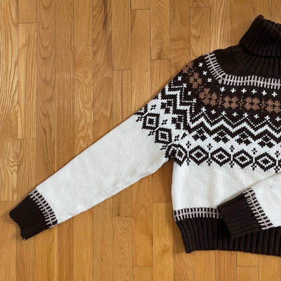American Eagle Fairisle Turtleneck Sweater - Picture 11 of 13